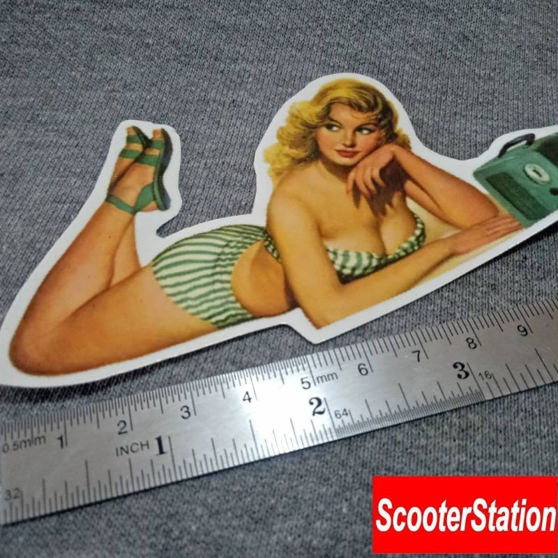 sticker pin up girl vintage bikini hijau