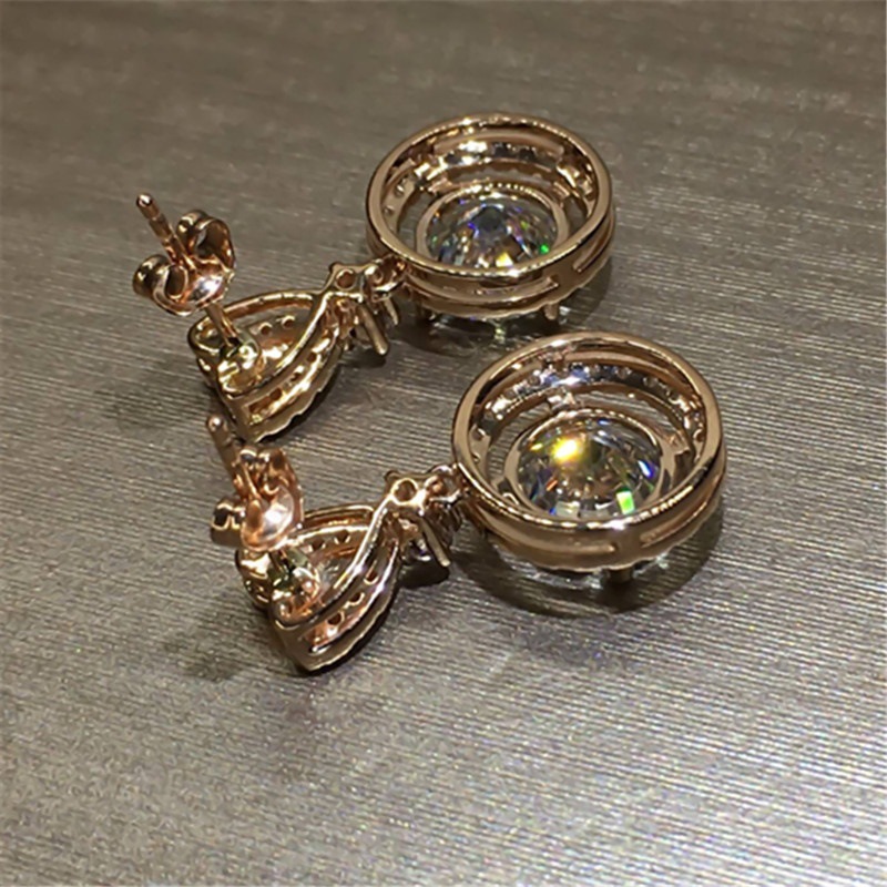 Anting Bentuk Hati Bahan Zirkon Warna Emas Untuk Wanita