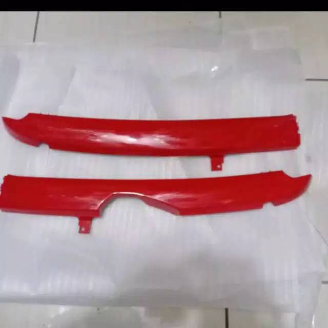 LIS LIST COVER UNDER SIDE DEK SAMPING BAWAH KANAN KIRI SCOOPY FI K16 2013 - 2016 MERAH FERRARI CABE