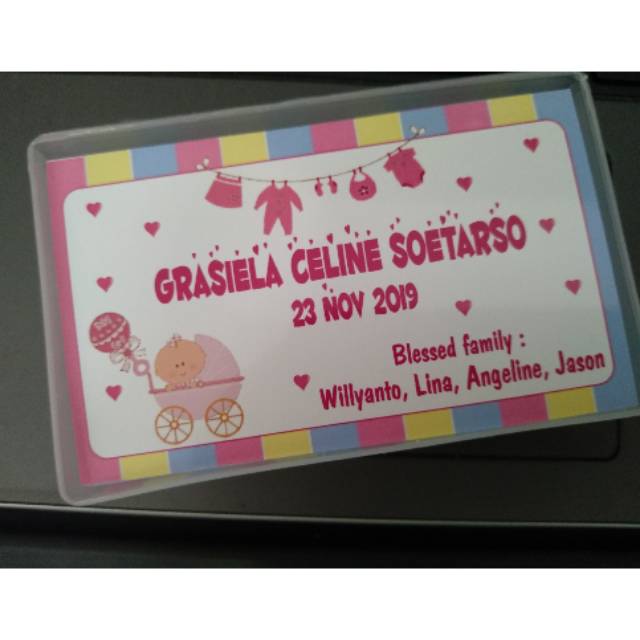 

Stiker souvenir lahiran