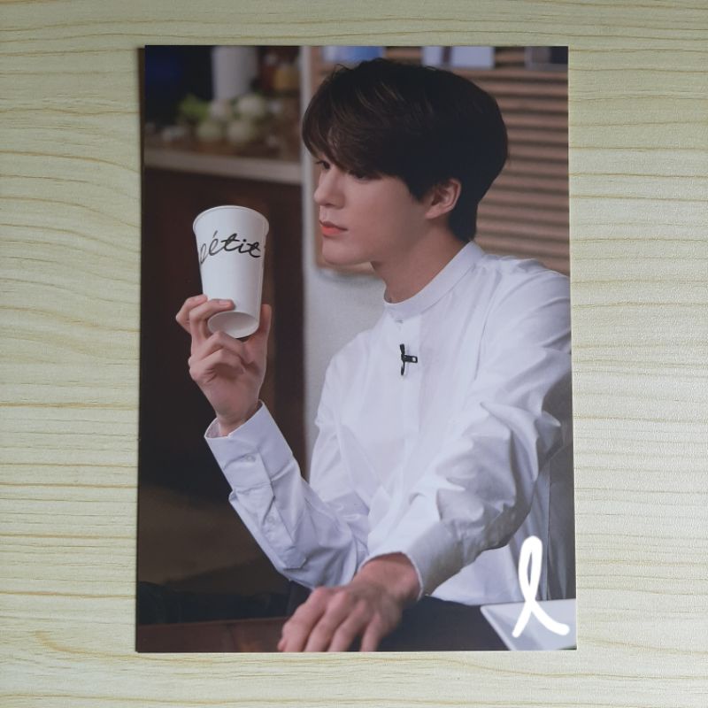 jeno postcard puff barista