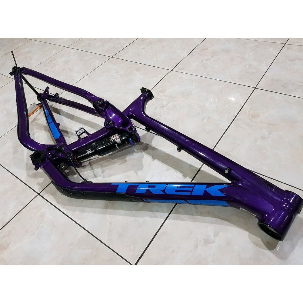 trek slash frame