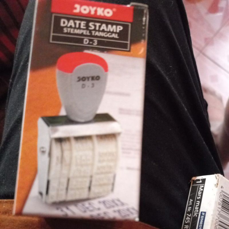 

Joyko Stempel Tanggal