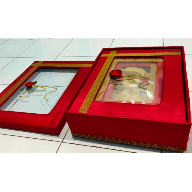 

Kotak Hantaran Seserahan