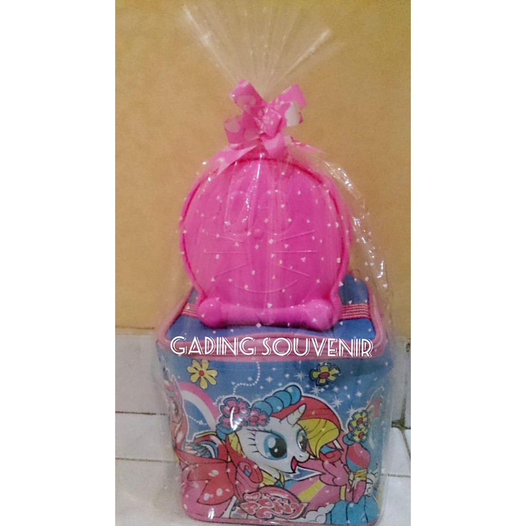 

Set Tas Kubus 06/Paket Hadian Souvenir Ulang Tahun Ultah Anak