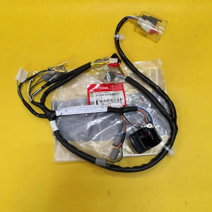 Fiting lampu spido / kabel body spido Honda Vario Karbu 37224-KVB-931