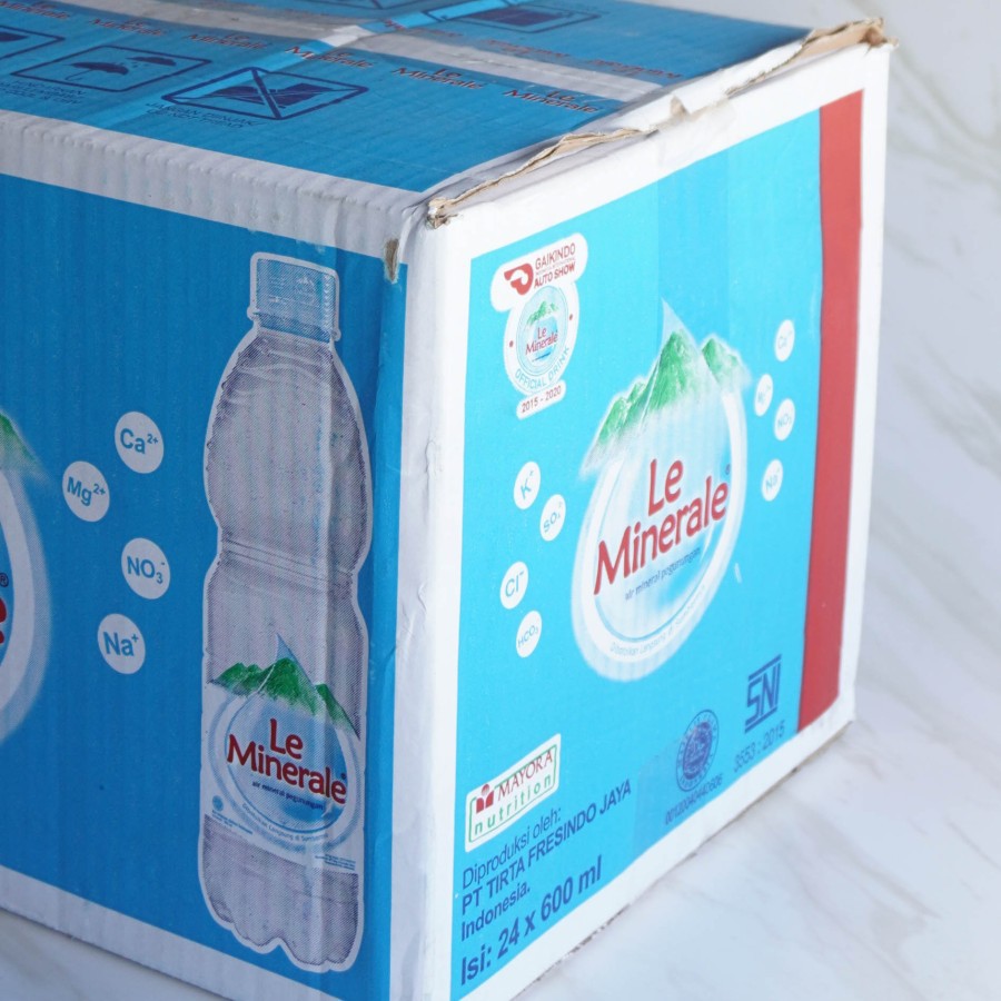 

Le Minerale 600ml (1 Dus isi 24Botol) Air Minum Mineral Kemasan Pabrik