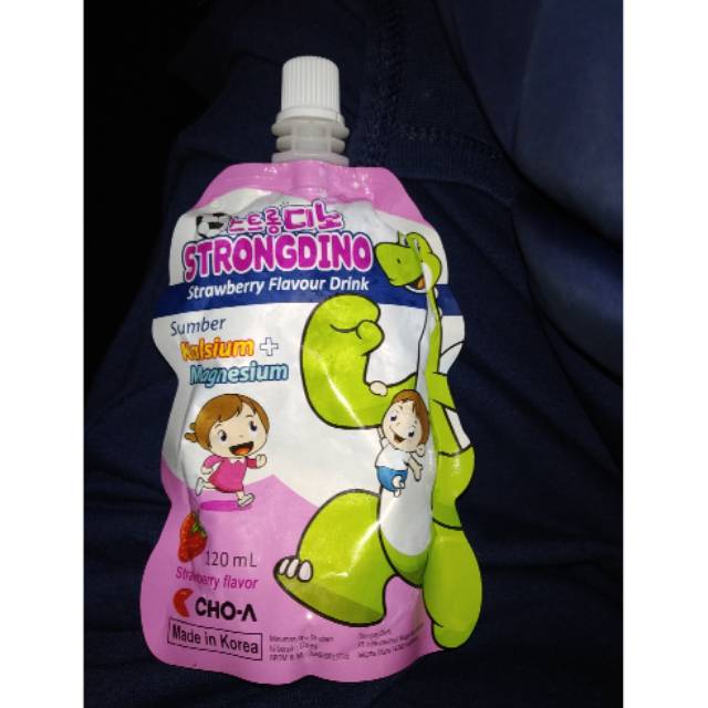 

Strongdino strawberry flavor drink 120ml import Korea