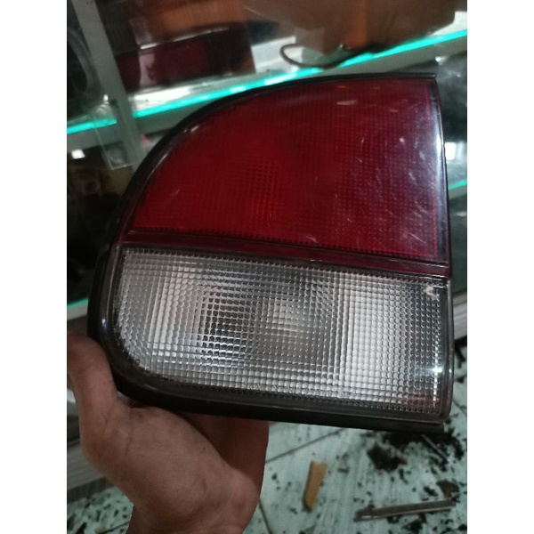 stoplamp bagasi espass