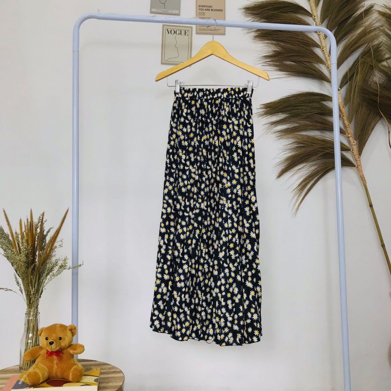 ROK PLISKET BUNGA DAISY / ROK PLISKET PREMIUM / ROK WANITA-Daisy kecil hitam