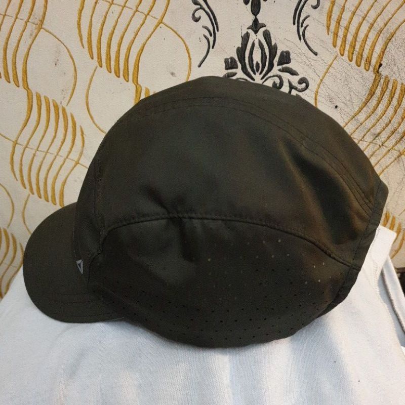 TOPI REEBOK PRELOVED ORIGINAL