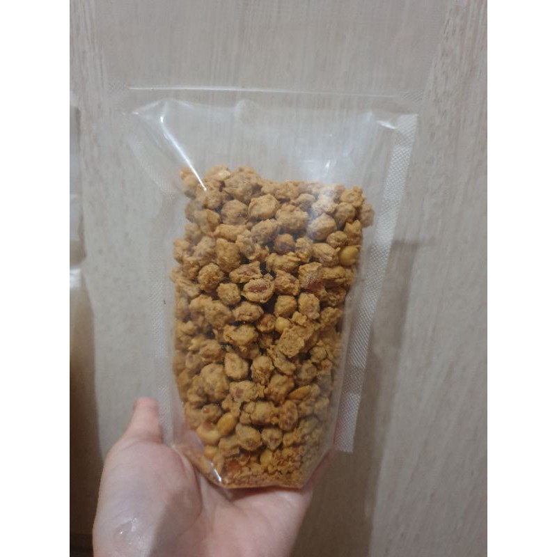 

Cemilan Kacang Keriwil Kacang telur Kacang Telor kacang kriwil