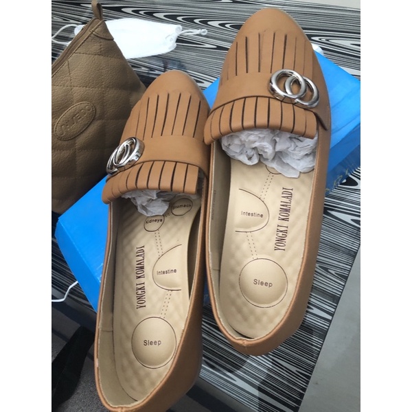 SEPATU WANITA YONGKI KOMALADI ( FLAT SHOES | CASUAL SHOES )