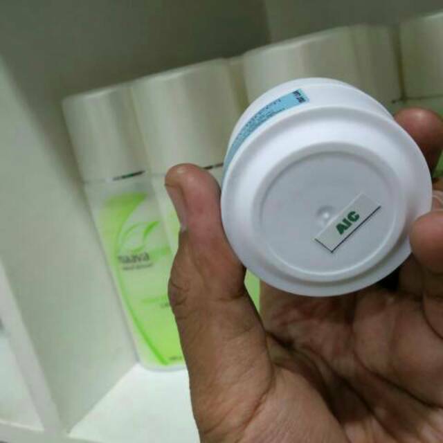[ORI 100%] KODE NG-AIC - NAAVAGREEN KRIM ANTI IRITASI
