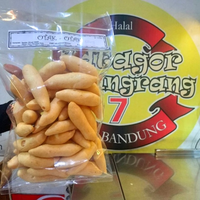 

Snack Kerupuk Otak Otak