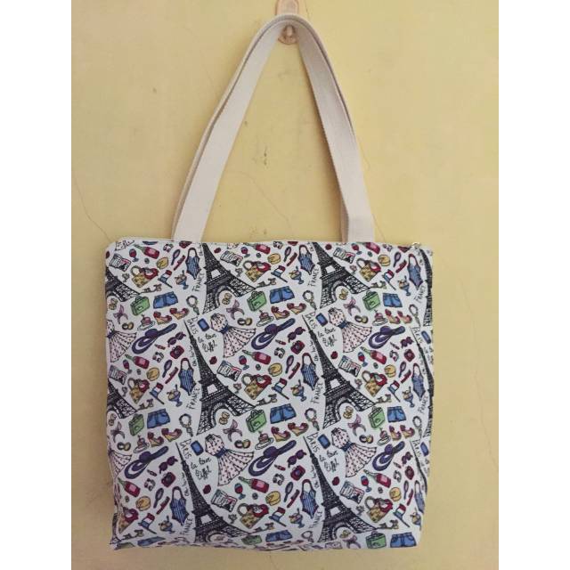 

Tas Kanvas Goodie Bag