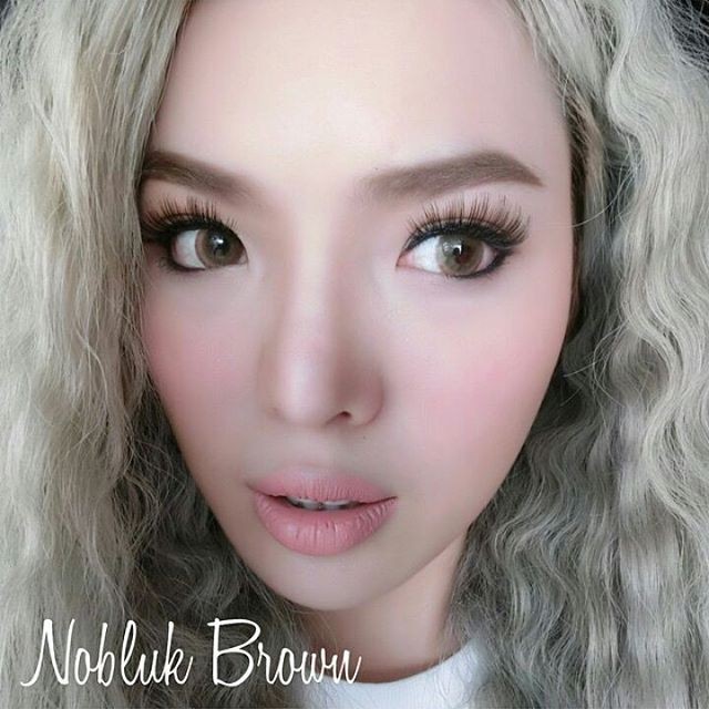 NOBLUK By Dreamcolor