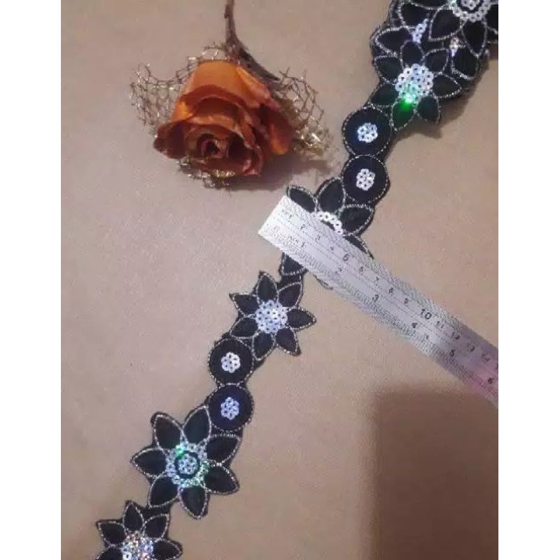 PER YARD RENDA MANIK WARNA HITAM LEBAR 6CM