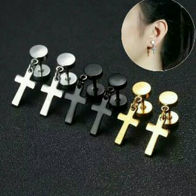 Anting salib wanita titanium