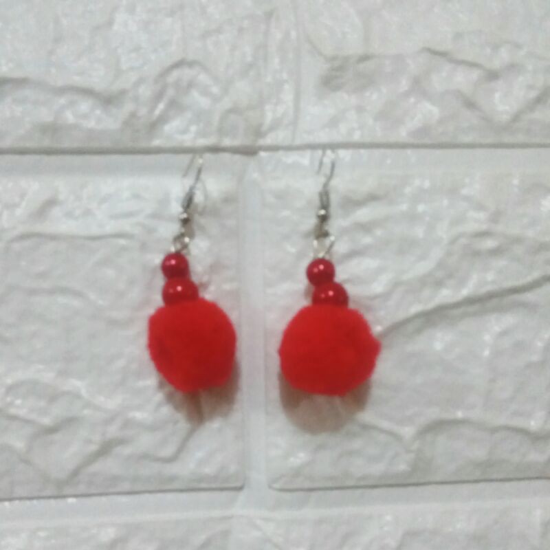 Anting mutiara pompom -anting hijab-anting kekininan-anting mewah-anting cantik bisa bayar di tempat