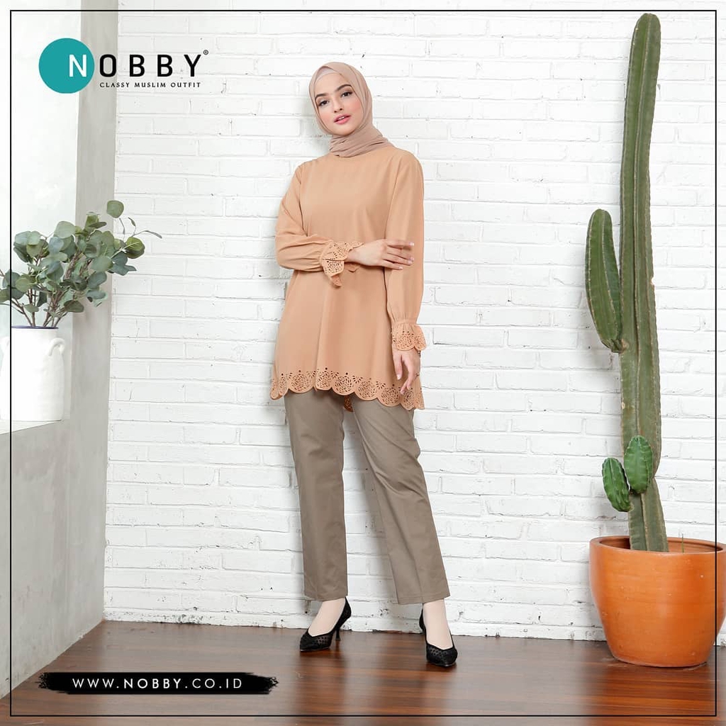 LASIRA250 BLOUSE NOBBY