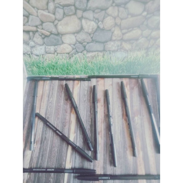 

1 PCS Pulpen Hitam