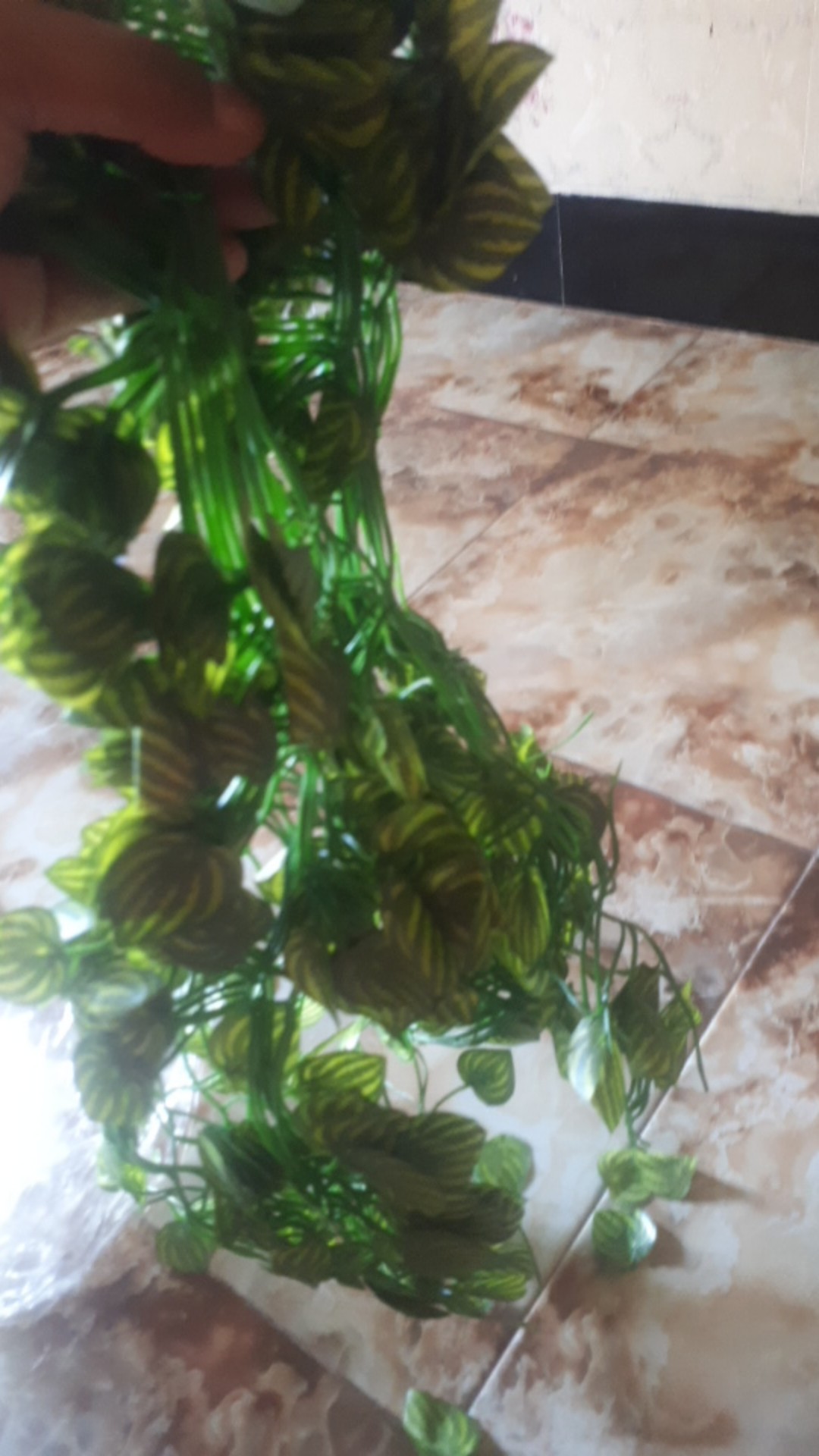 Rambat Kecil /daun Rambat Artificial/ Daun Rambat Plastik/ Daun Rambat Hiasan/ Dekorasi