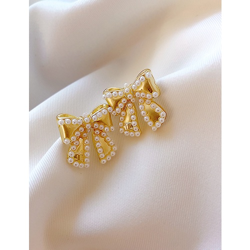 LRC Anting Tusuk Fashion Golden Alloy Pearl Bow Earrings V57157