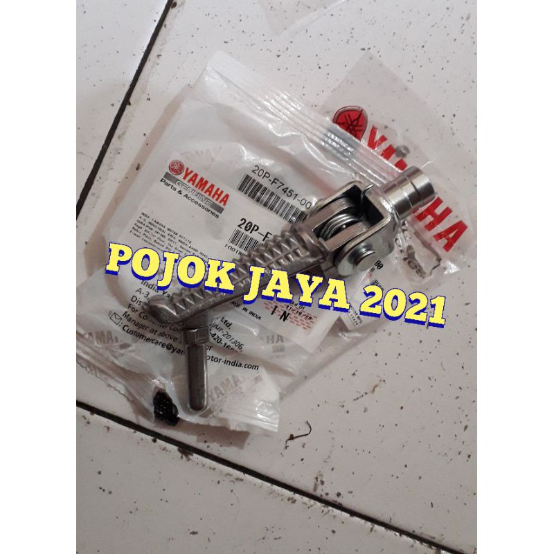 Step depan kiri yamaha R15 V2 - Xabre original