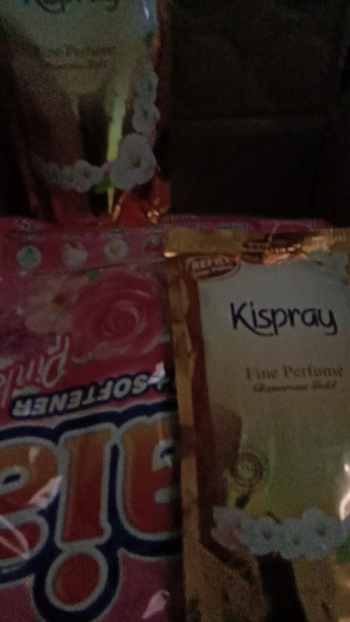 Kispray Gold Pewangi Refill 300 Ml