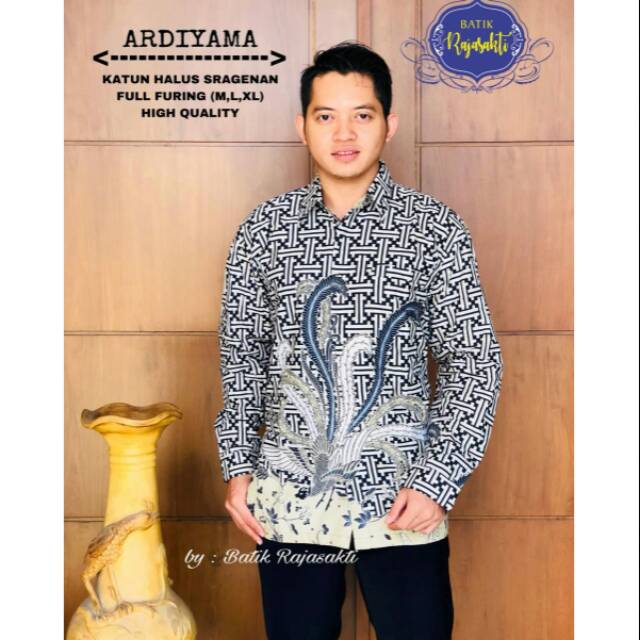 Baju batik cowok lengan panjang