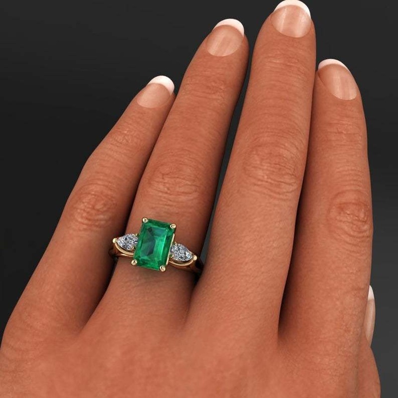 Baru 18K Emas Berlapis Green Square Crystal Cincin