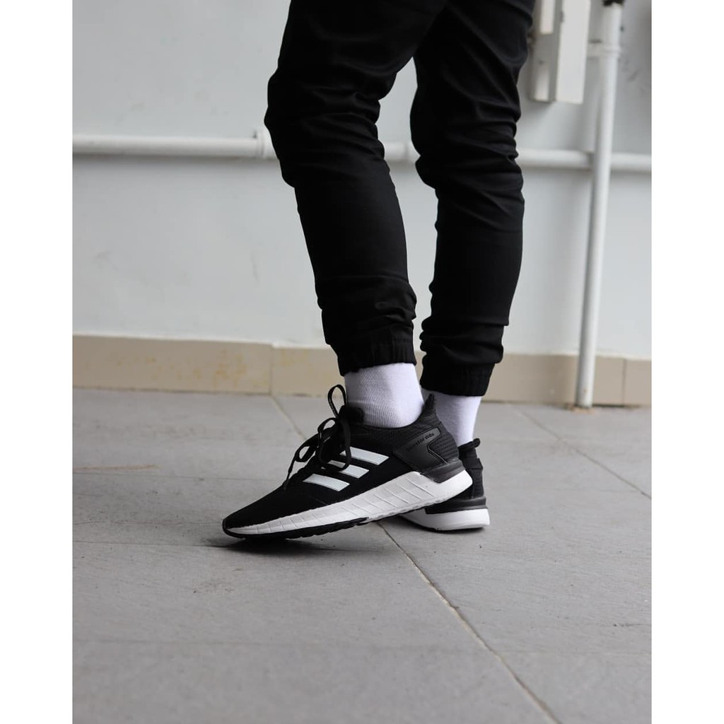 Sepatu Adidas Questar Ride Hitam Black White  Import Vietnam Sneakers Olahraga Sekolah Kuliah Kerja