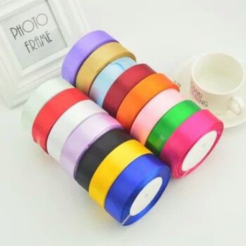 

Pita Satin Polos 2,5 cm