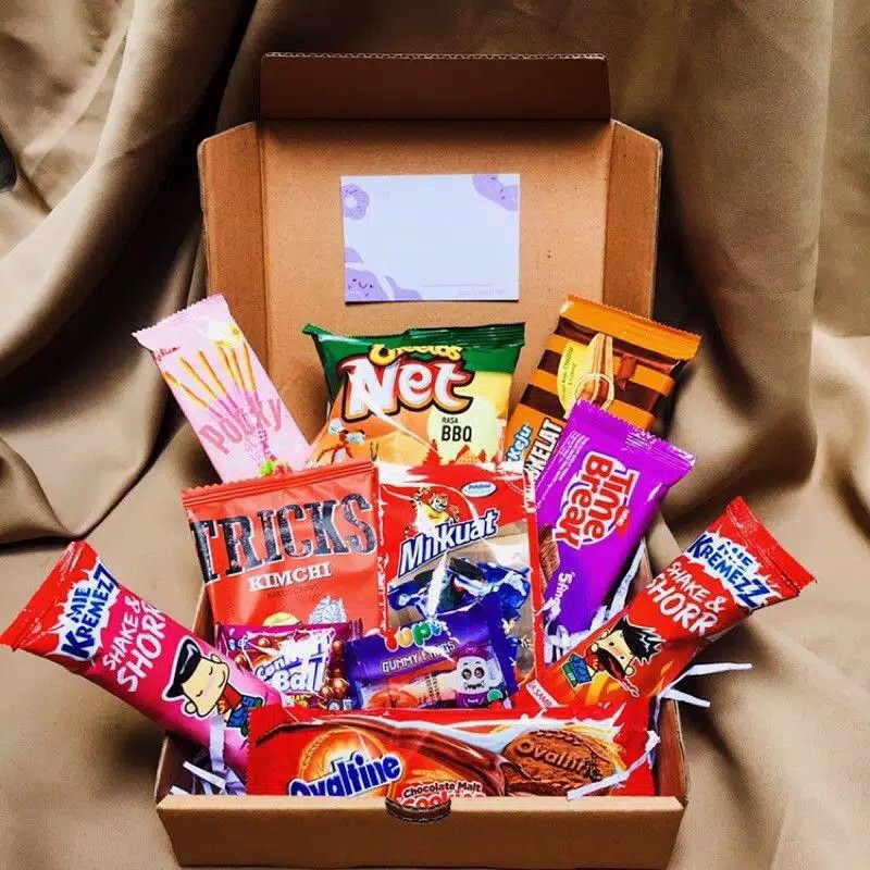 

SNACKBOX PAKET HEMAT/ SNACK BOX/ SNACKBOX MURAH/ HADIAH ULANG TAHUN/ HAMPERS/ FREE GREETING CARD