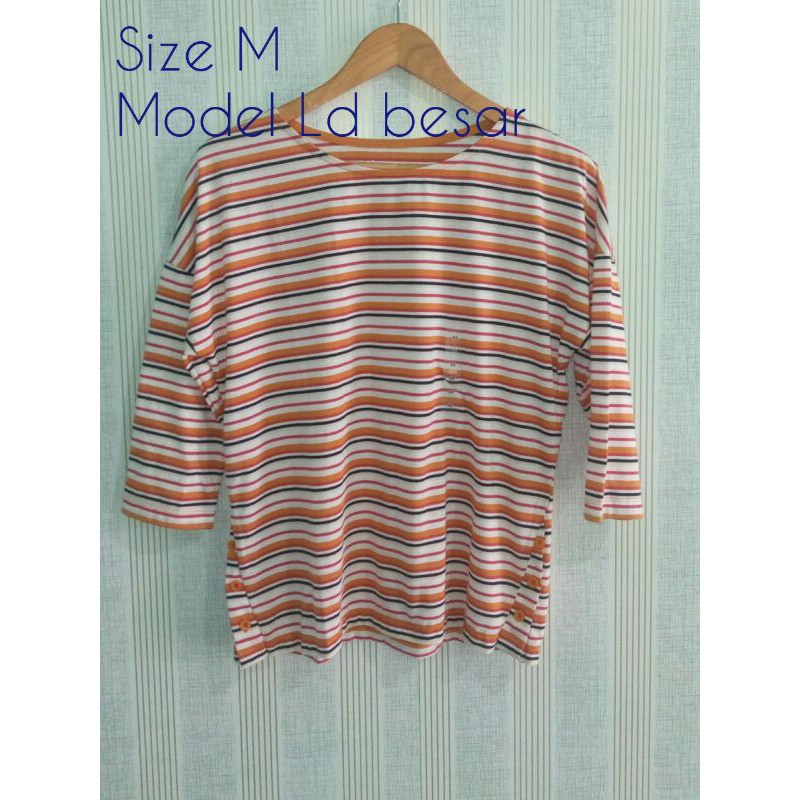 Kaos Phenomenal Matahari