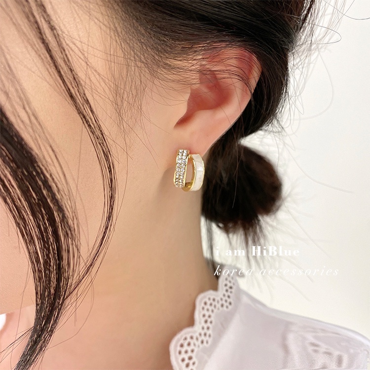 Baris Ganda Anting Berbentuk C Aksesoris Berlian flash fashion Korea Wanita