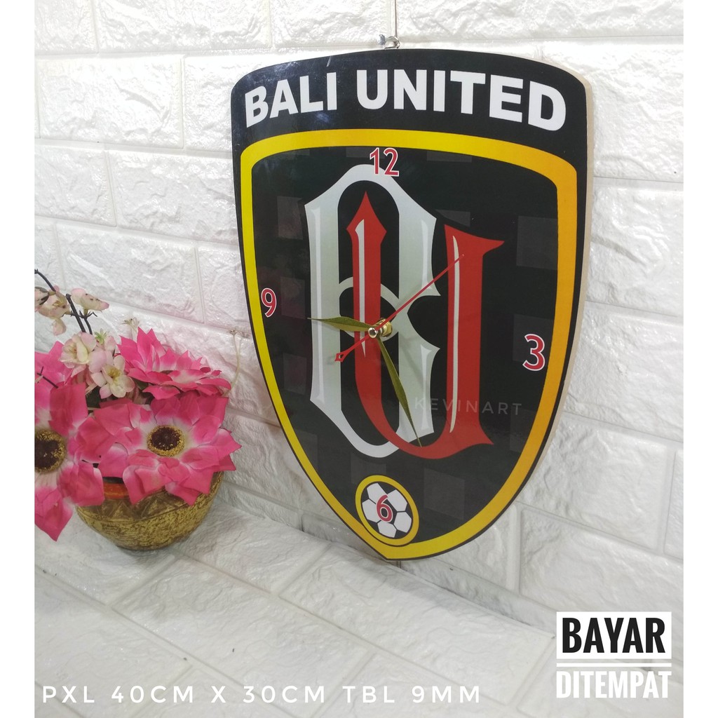 KevinArt Jam Dinding Custom Kayu Unik KADO Pernikahan Ulang tahun Wisuda GAMBAR Logo BALI UNITED