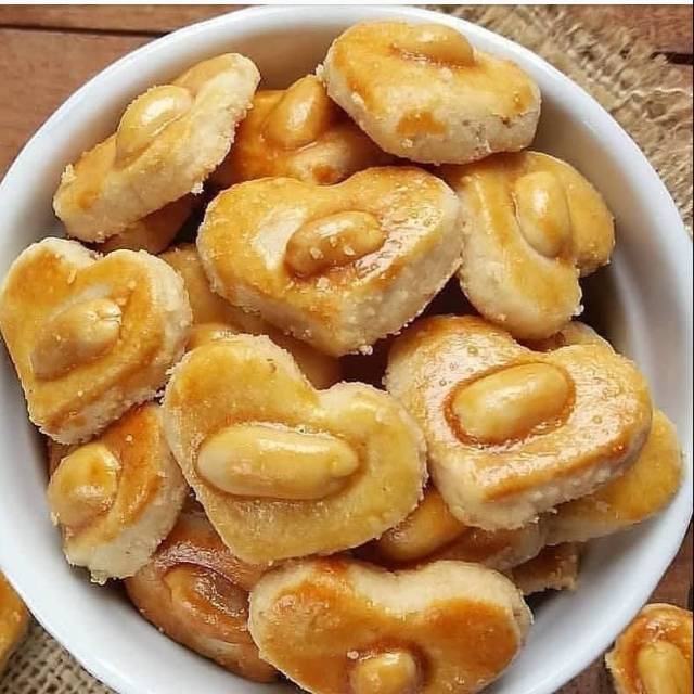 

Kue Kacang
