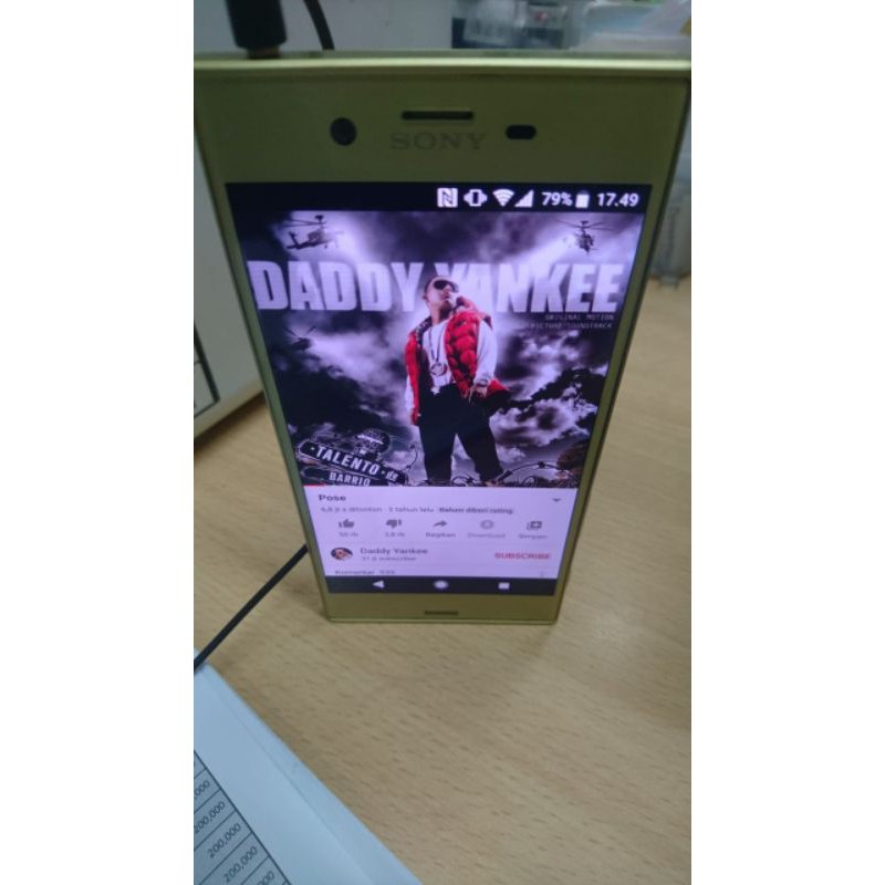 Sony Xperia Xzs Softbank