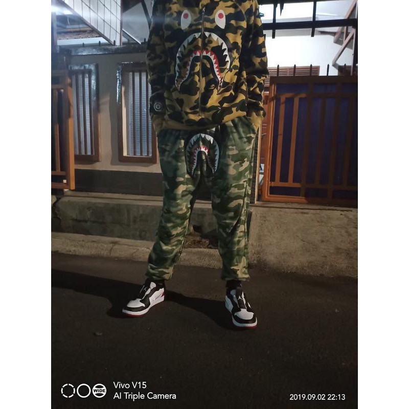 CELANA PANJANG BAPE SHARK CUCI GUDANG