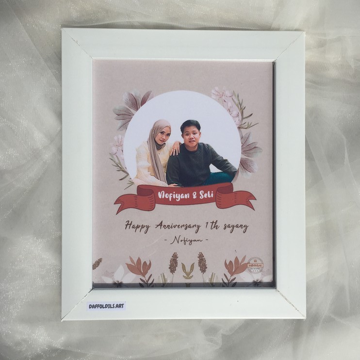 Aristha Frame (Kado Foto Edit Lengkap Berbingkai Ukuran 10R Hadiah  Handmade) - Kado Unik