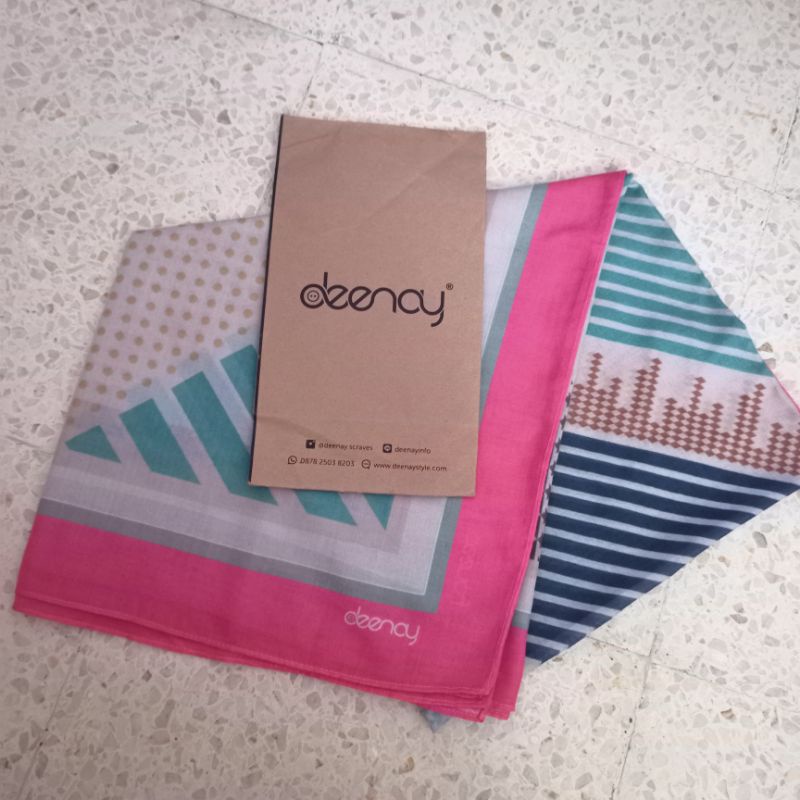 Preloved Kerudung Jilbab Deenay Original warna Pink