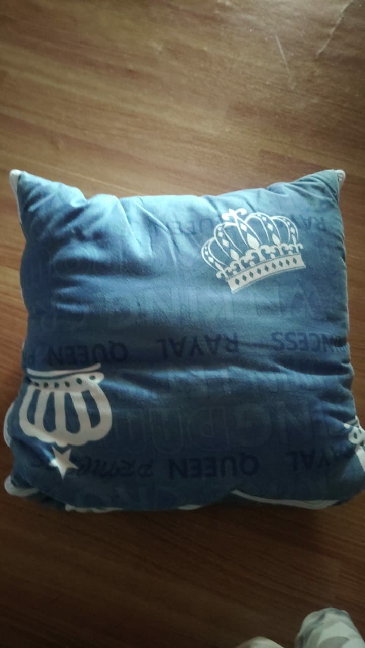 Balmut (2 In 1) Bisa Jadi Selimut Dilipat Jadi Bantal