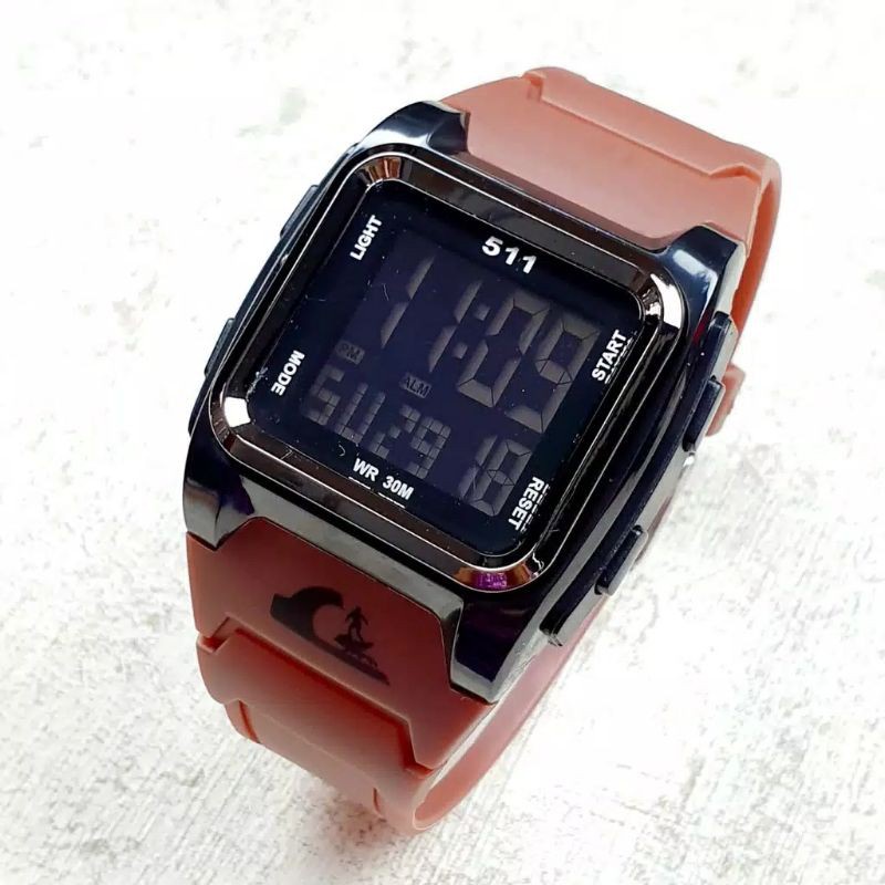 [DG] Jam Tangan Pria Digital Sporty Quicksilver Digital Segi Karet