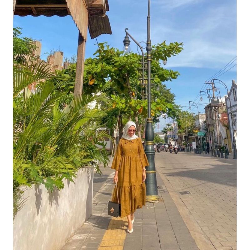 NAYA MIDI DRESS BY HALWA