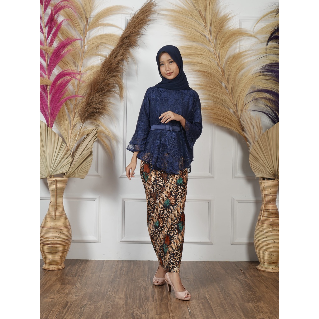 Atasan Kebaya Brokat / brukat Rinjani / kebaya lamaran / kebaya wisuda / kebaya modern PART 1-Navy atasan saja
