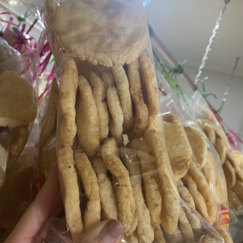 

Yang Lagi Viral Kemplang Bangka / Kemplang Panggang Bangka / Kerupuk Panggang Bangka Cap Tjokro -