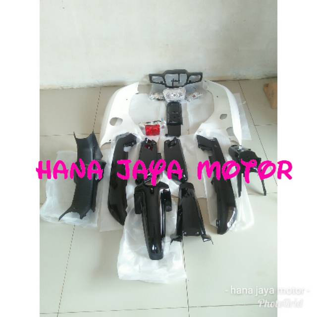 Cover body legenda 2 full set sayap putih body grend