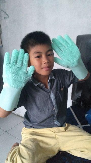 Sarung Tangan Sikat Multifungsi Silikon Silicone Magic Handgloves F324